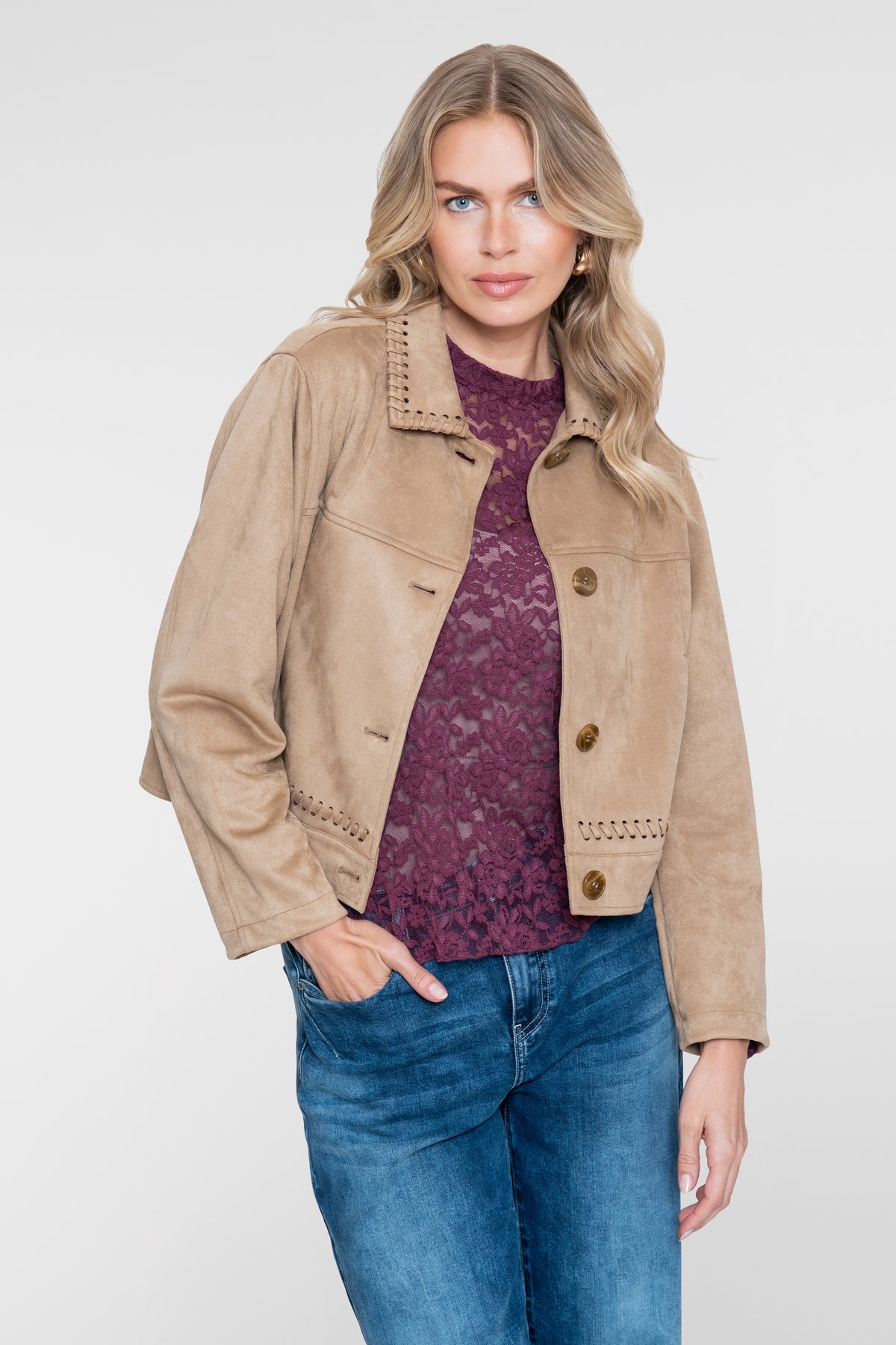 Geisha kanten top met uitlopende mouwen – Shop de look