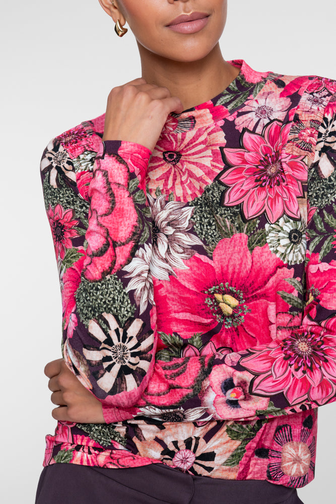 Geisha bloementop met smockdetail en opstaande hals