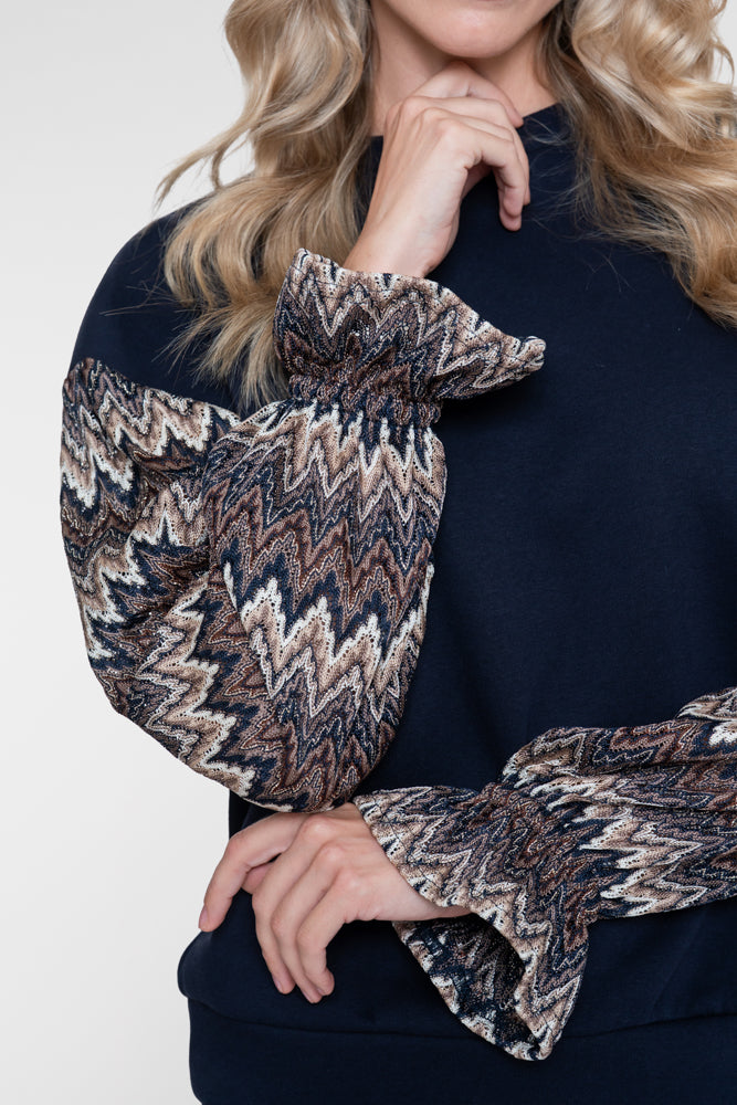 Geisha sweater met zigzag dessin en lurex mouwen