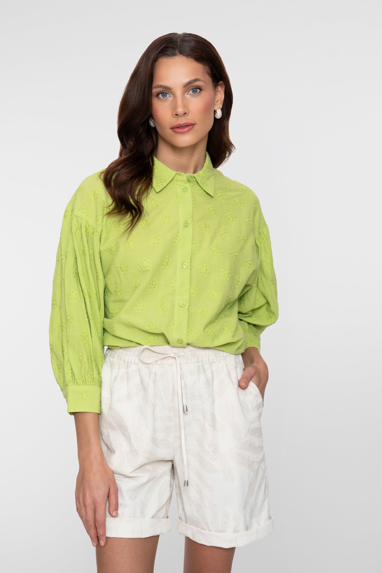 Geisha blouse lime met broderie