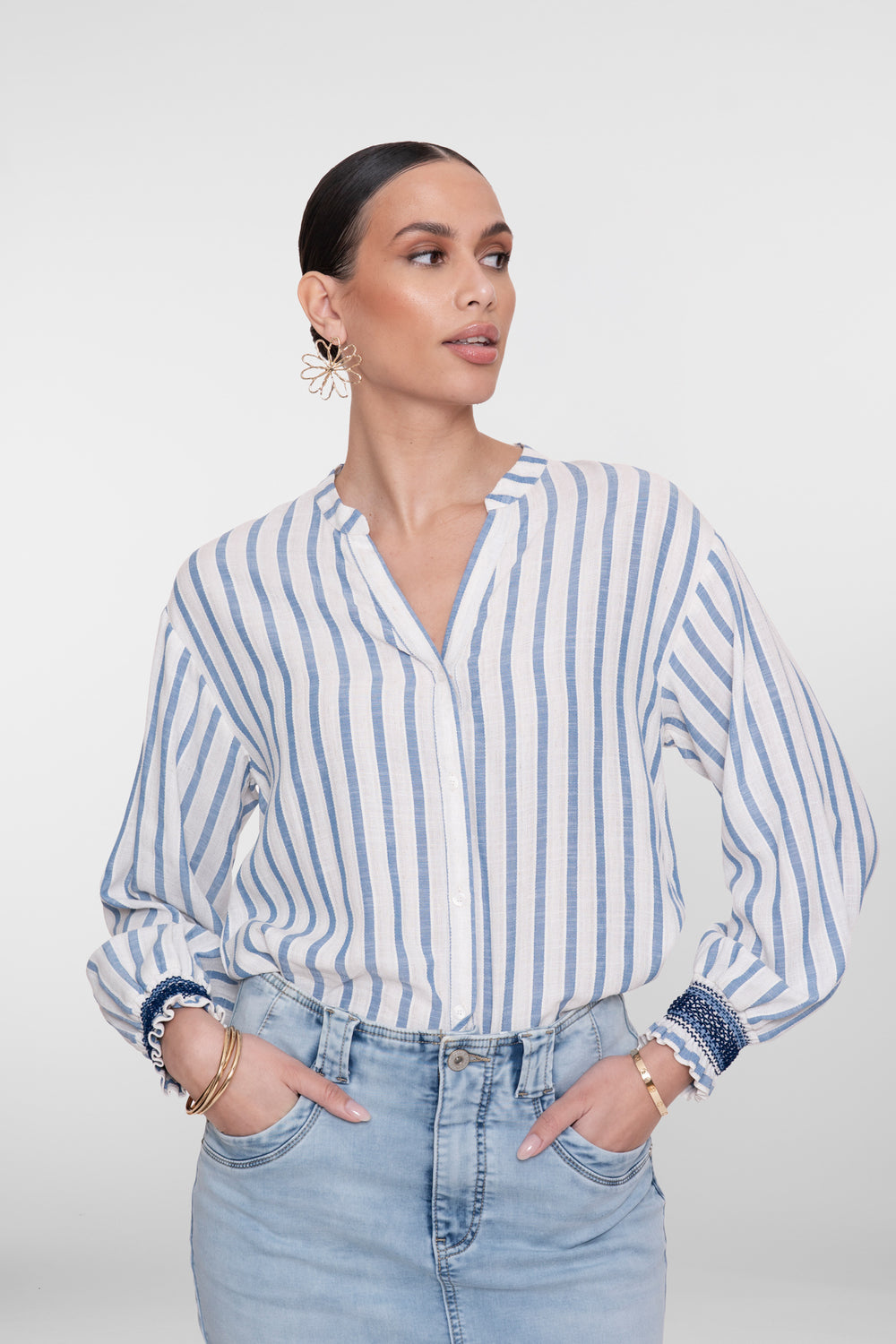 Geisha gestreepte blouse met sierlijke cuffs