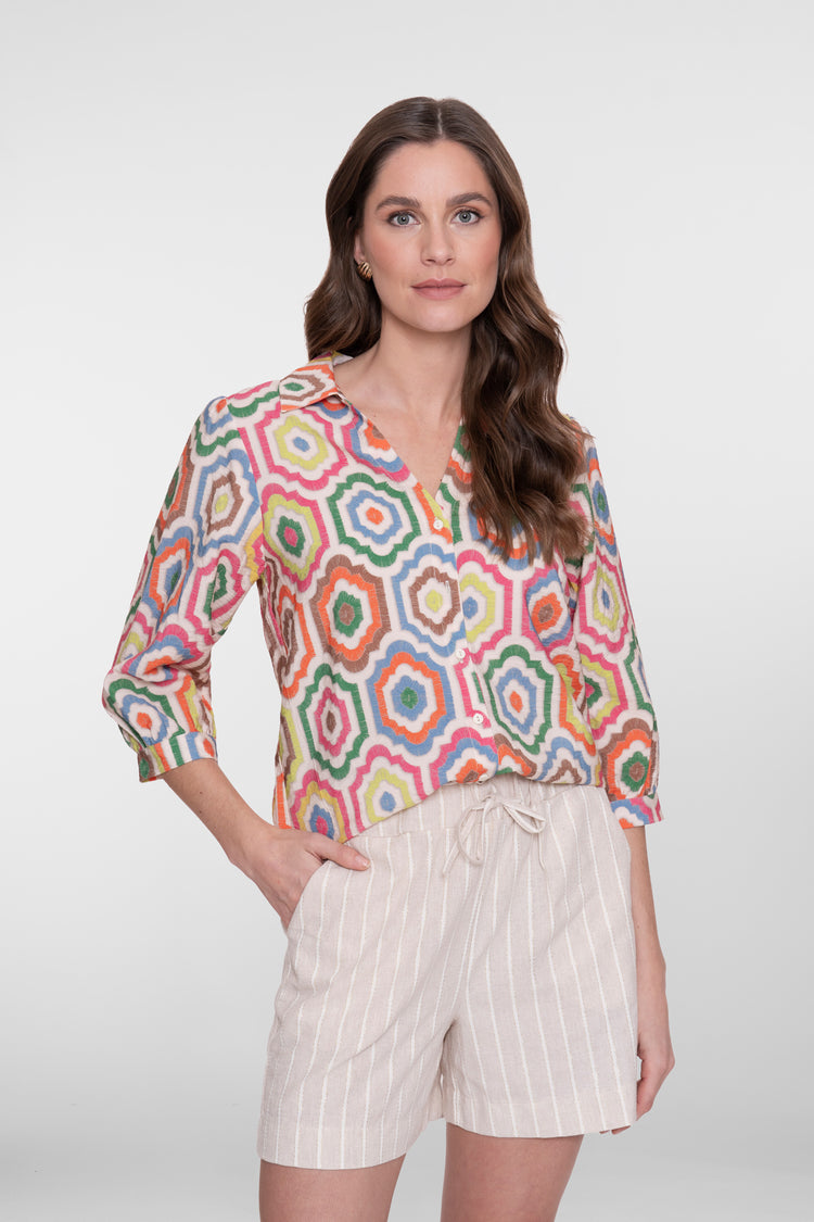 Geisha blouse met kleurrijke tegeltjesprint
