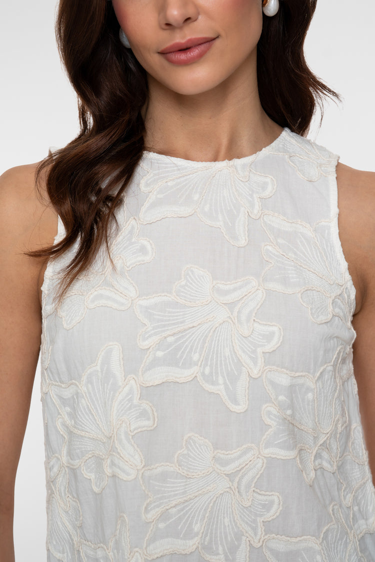 Geisha top met gestikte bloemdetails