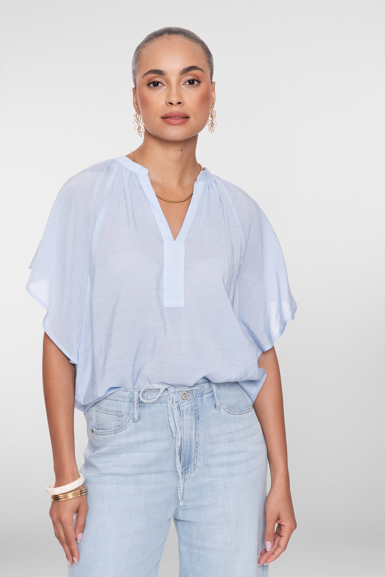 Geisha top met vlindermouwen lichtblauw