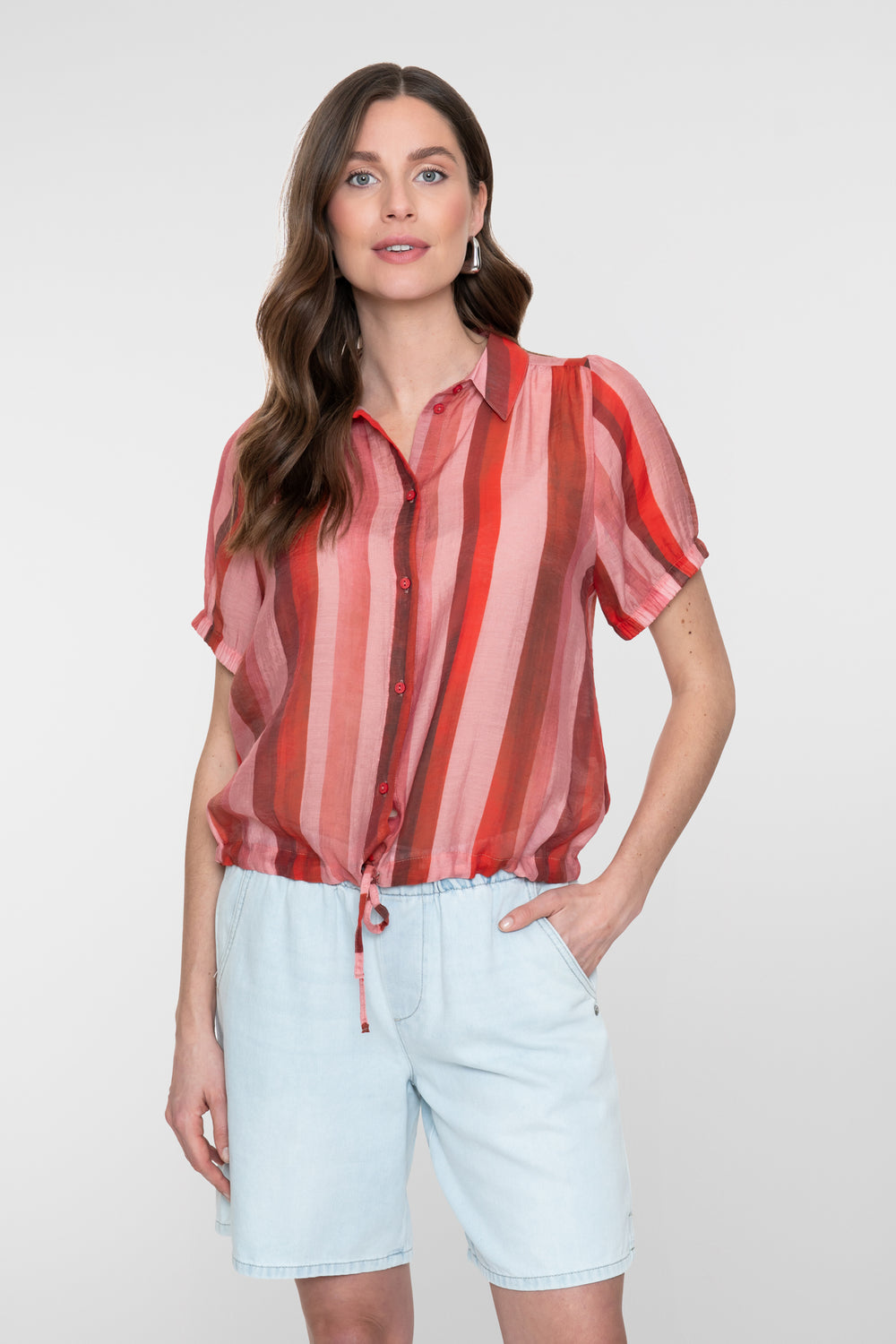Geisha blouse met streepdessin en strikdetail in de taille