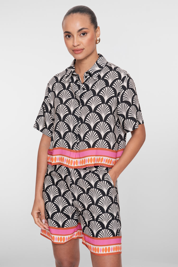 Geisha blouse met grafische print en contrasterende zoom