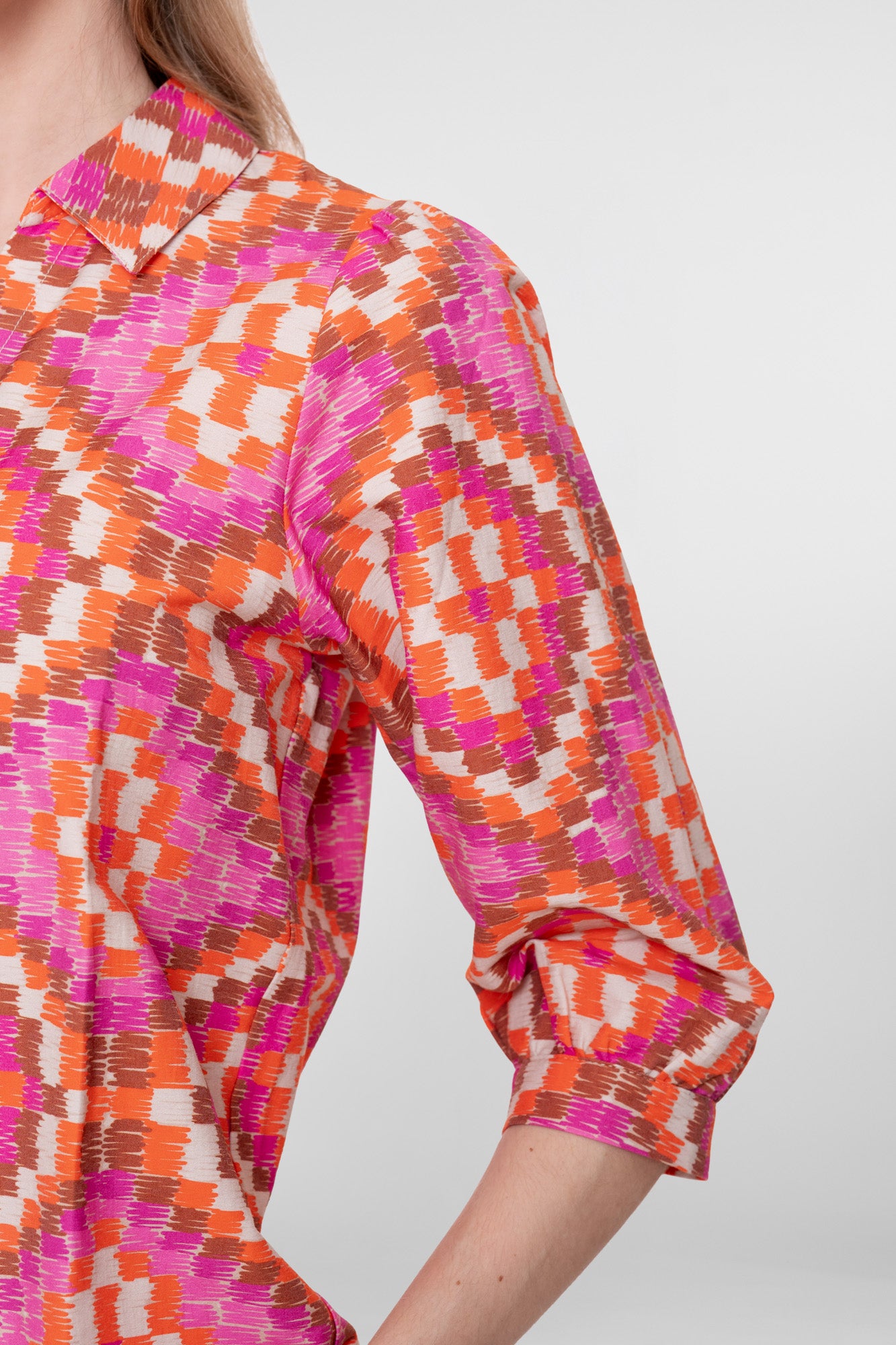 Geisha blouse kleurrijke tile print
