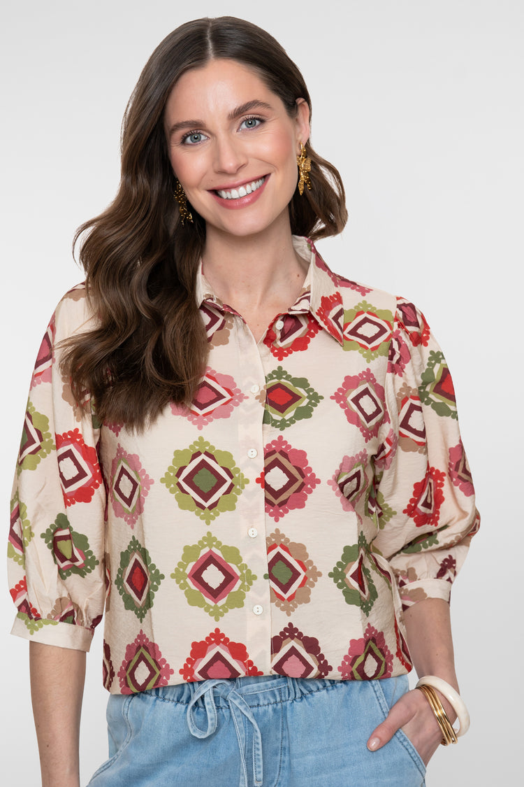Geisha blouse met grafische print in zand en roodtinten