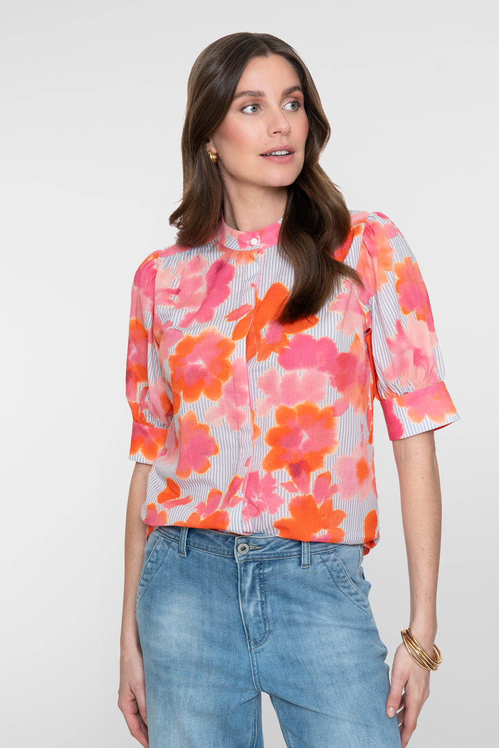 Geisha Blouse met bloemenprint en streepdessin koraal