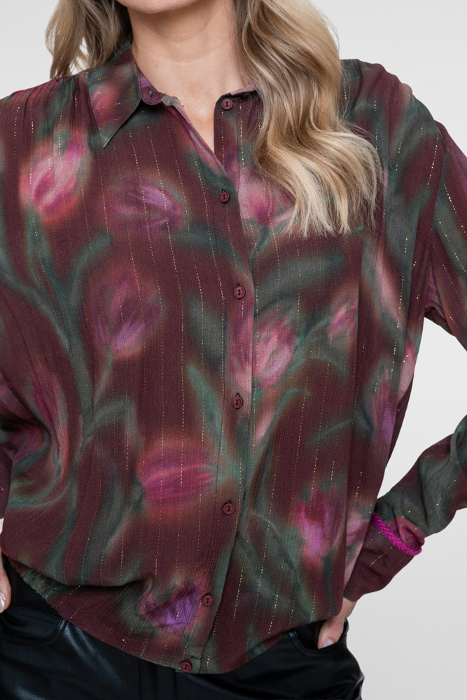 Geisha blouse met vervaagde bloemprint en subtiele lurex details