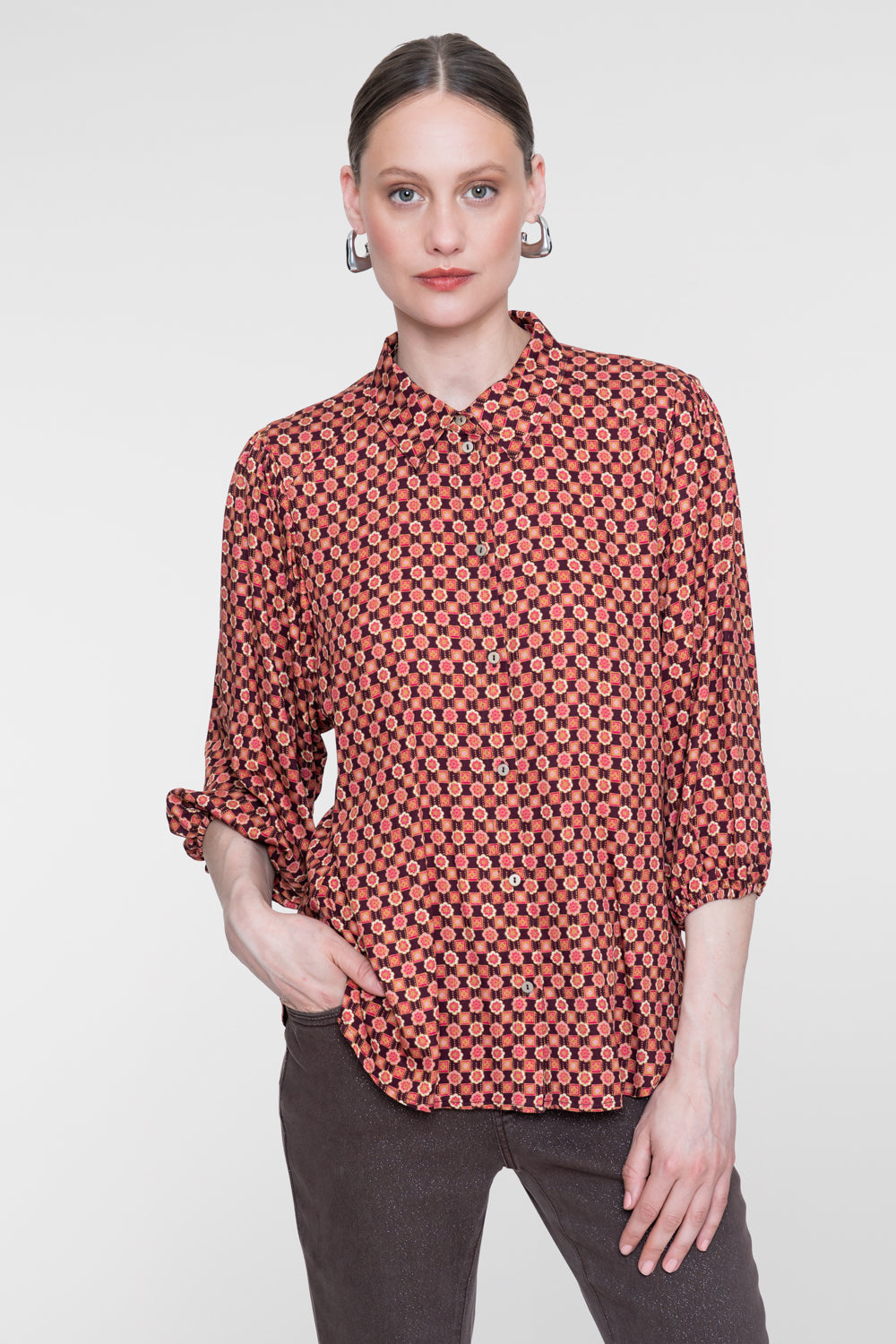 Geisha viscose blouse met grafische print en klassieke kraag