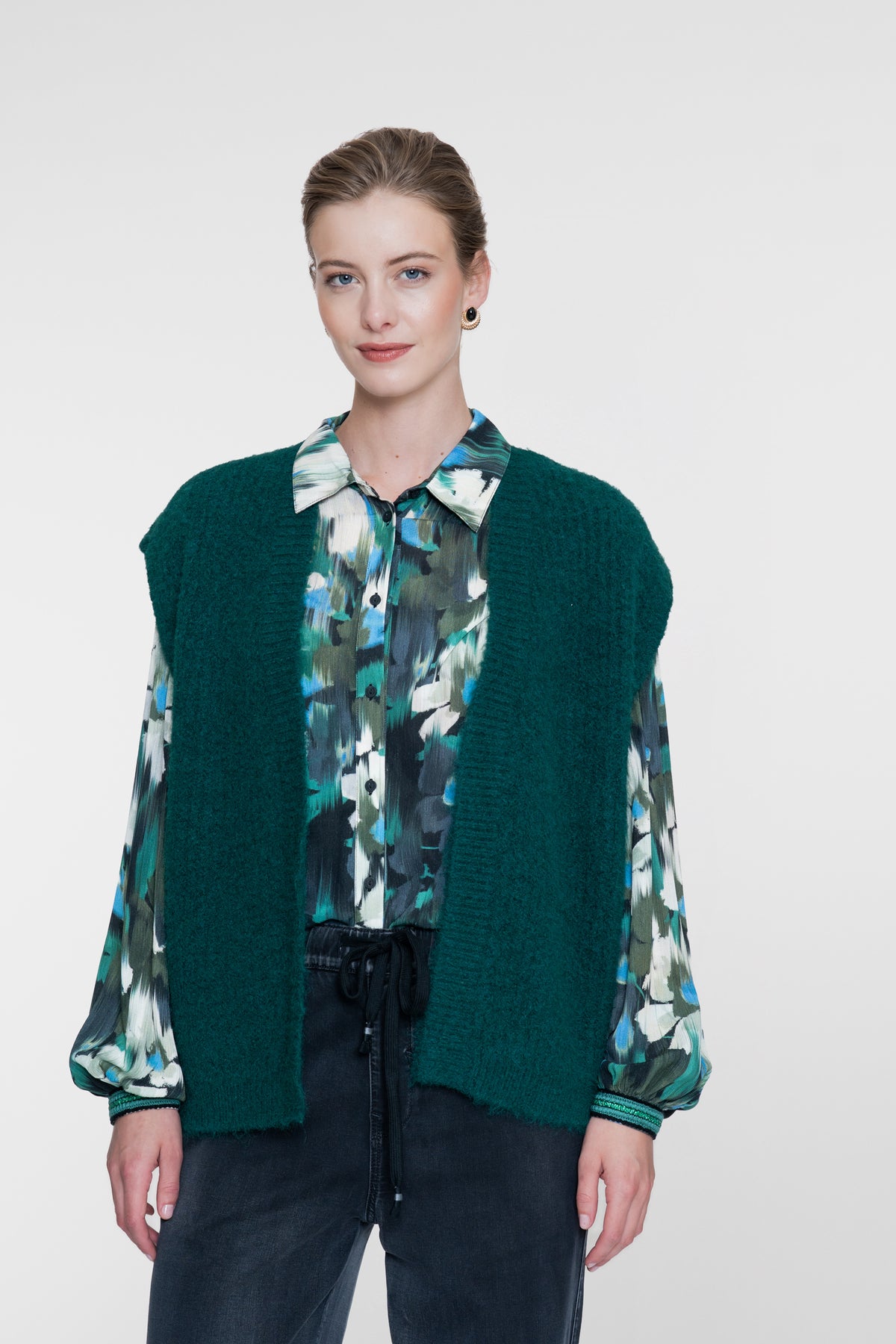 Geisha blouse met grafische bloemenprint en tape detail
