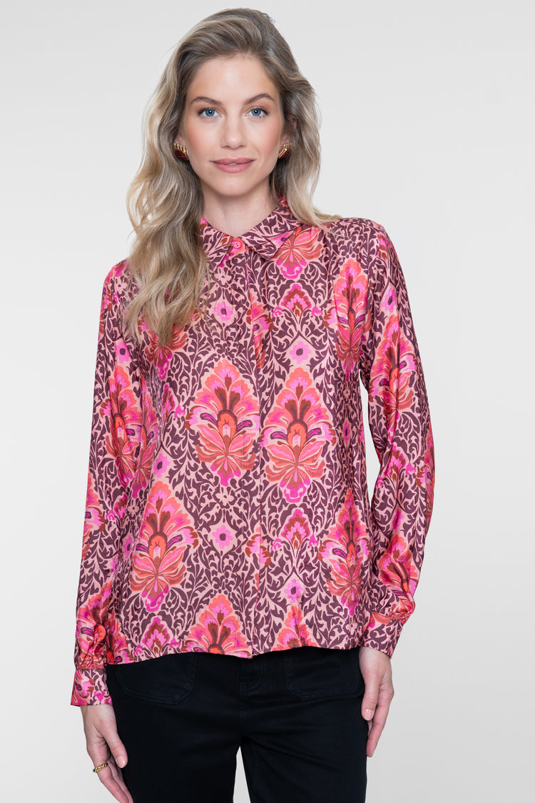 Geisha blouse met sierlijke print en klassieke kraag