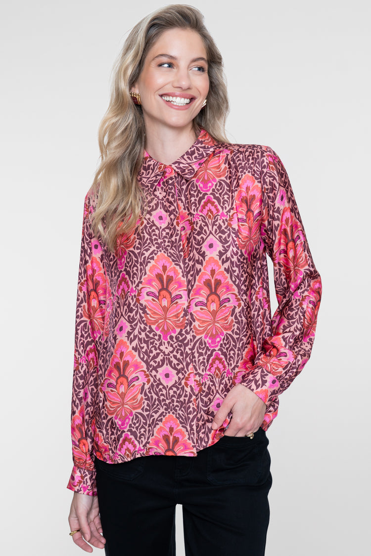 Geisha blouse met sierlijke print en klassieke kraag