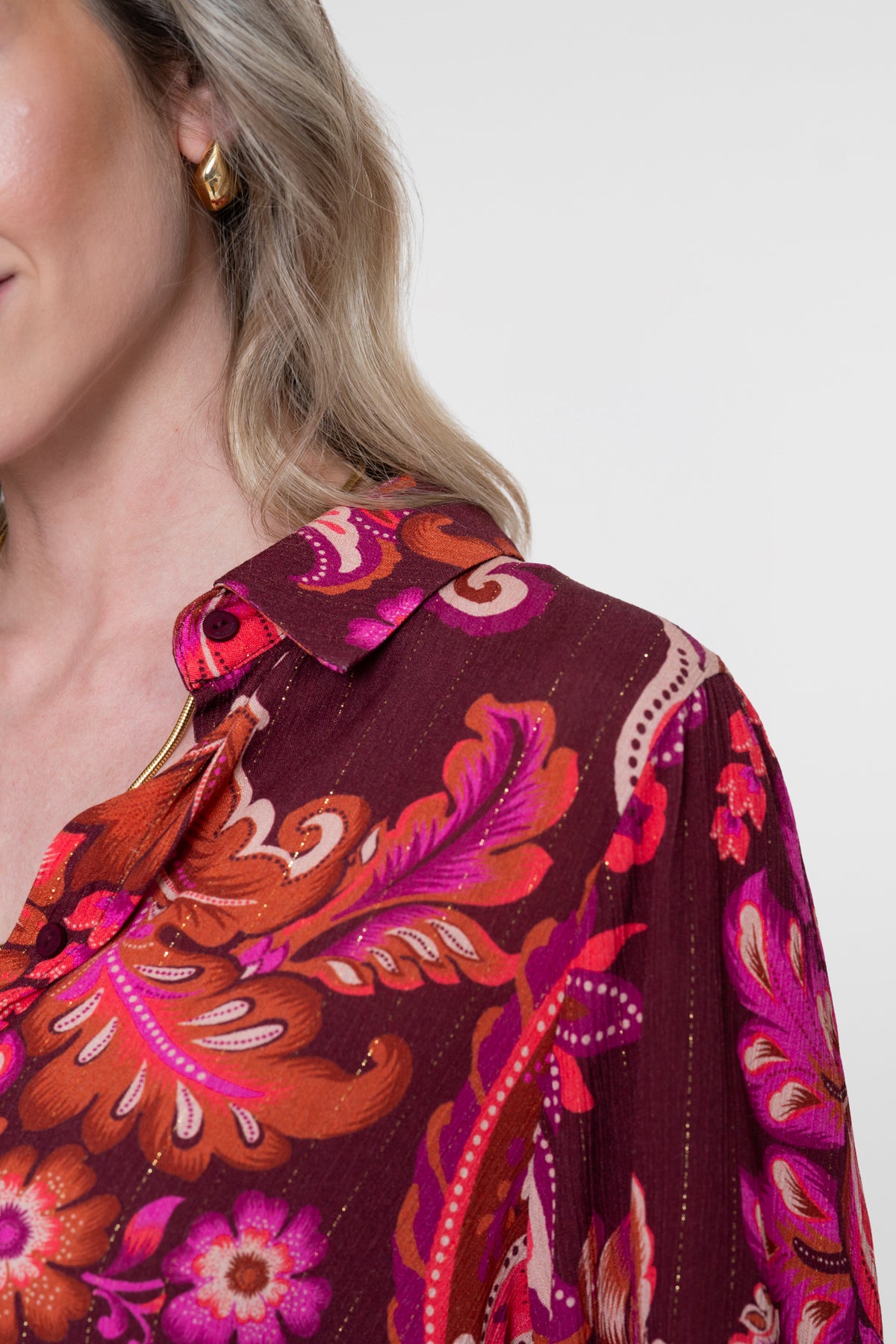 Geisha blouse met paisleyprint en lurexdetails