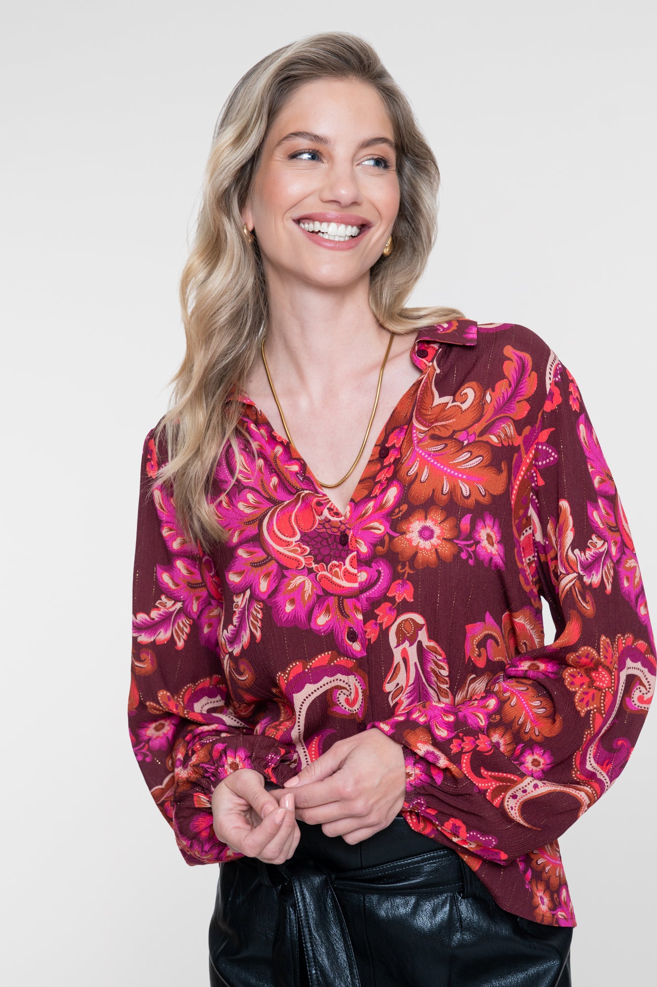 Geisha blouse met paisleyprint en lurexdetails