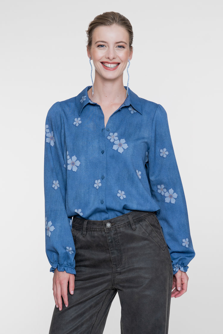 Geisha blauwe blouse met bloemendessin