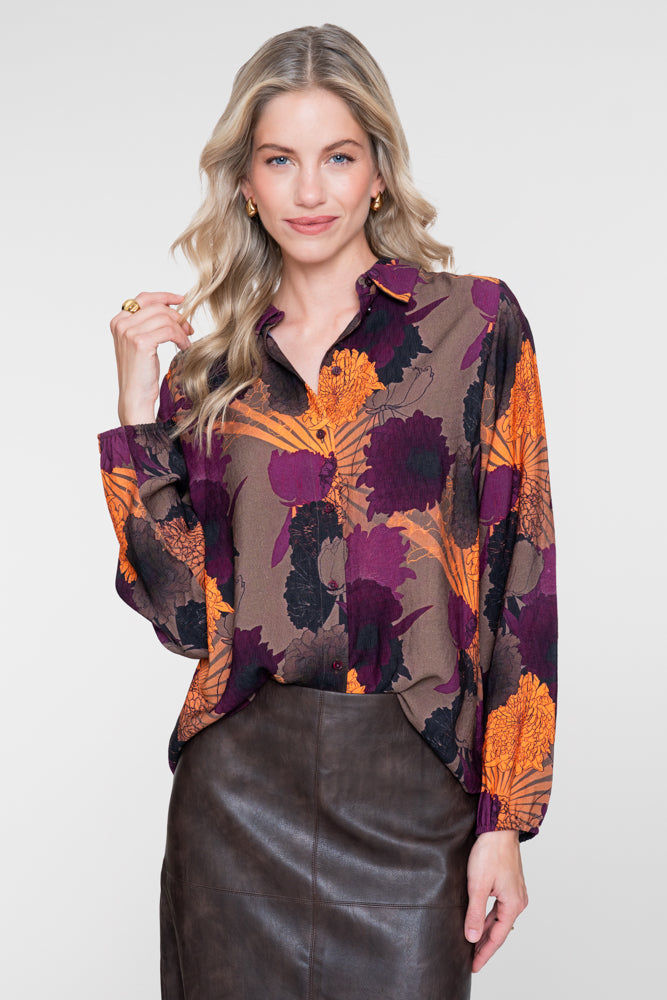 Geisha blouse met bloemenprint in warme herfsttinten – Shop de look