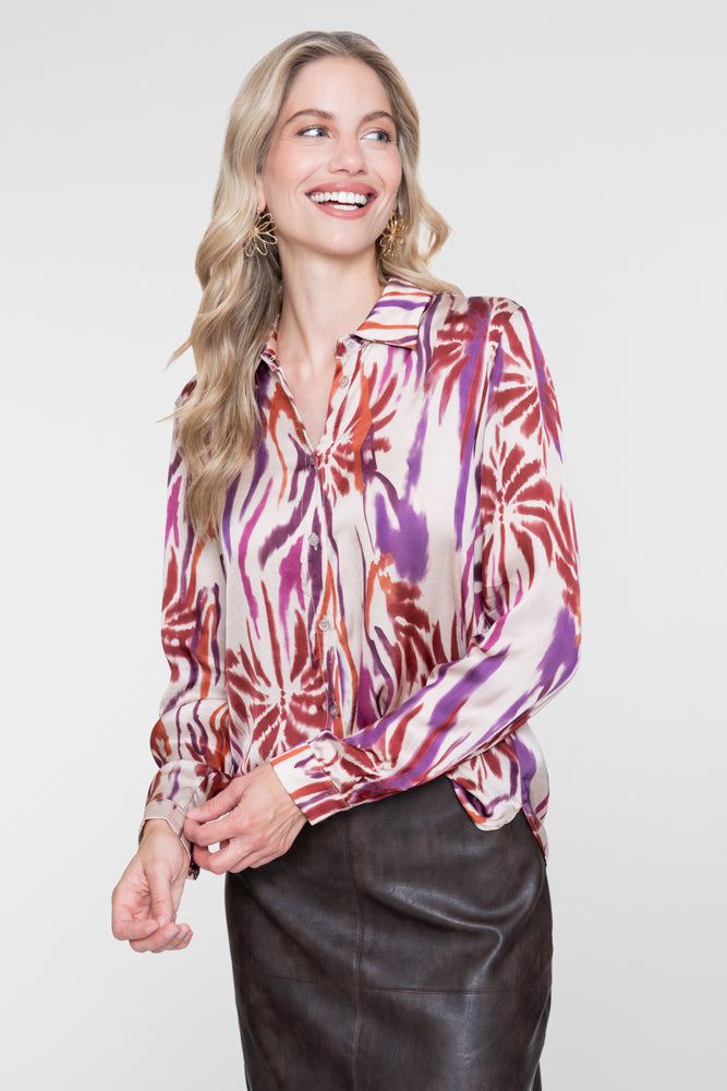 Geisha satijnlook blouse met kleurrijk dessin