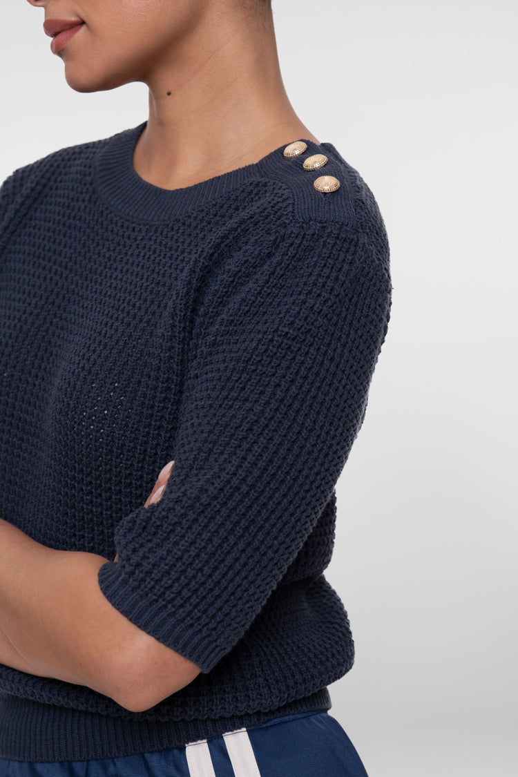 Geisha gebreide top met goudkleurige knopen