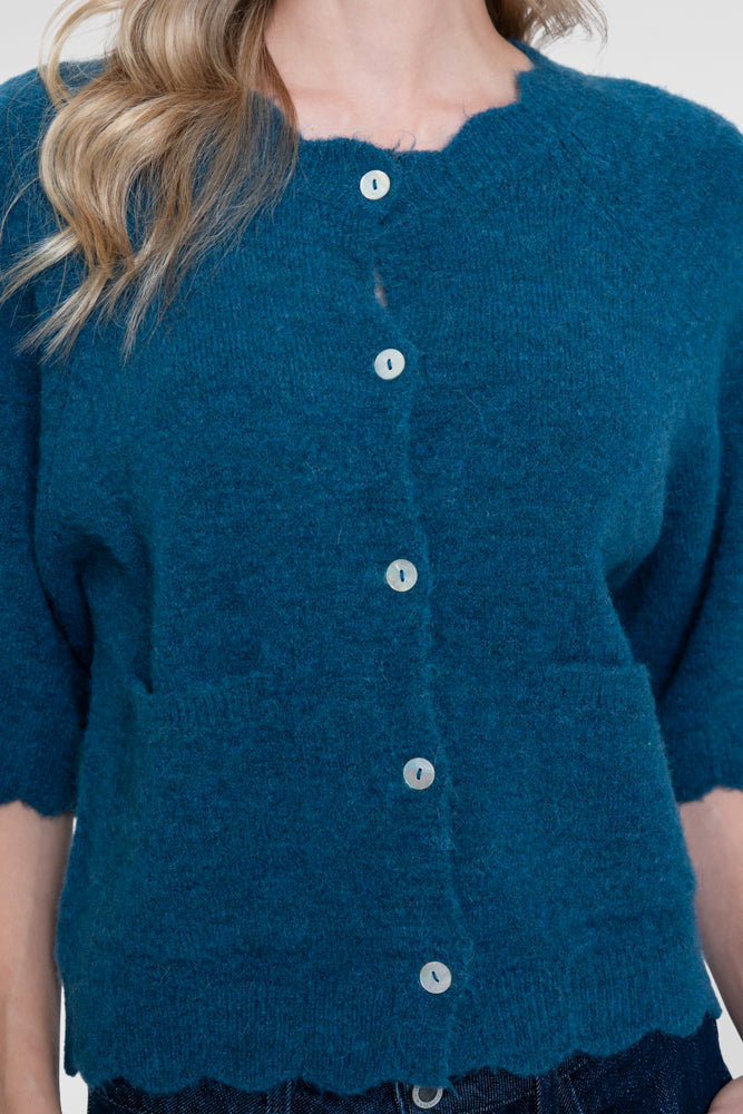 Geisha dames vest met korte mouwen en golvende details