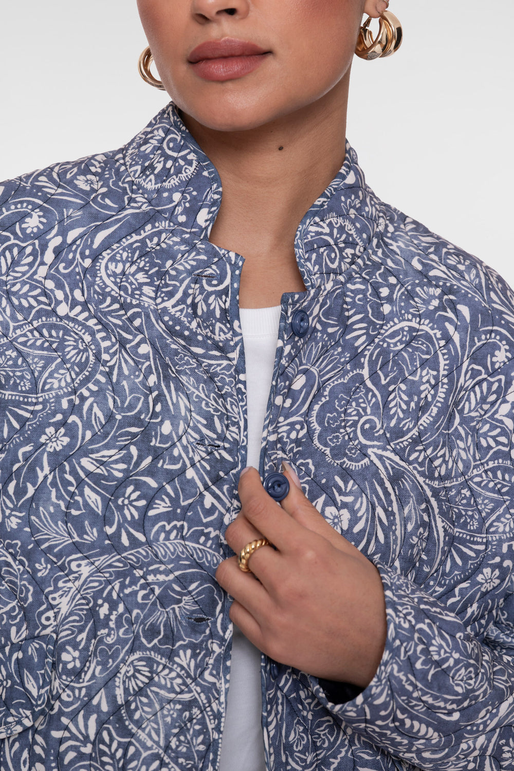 Geisha blauw gestept jasje met paisley print