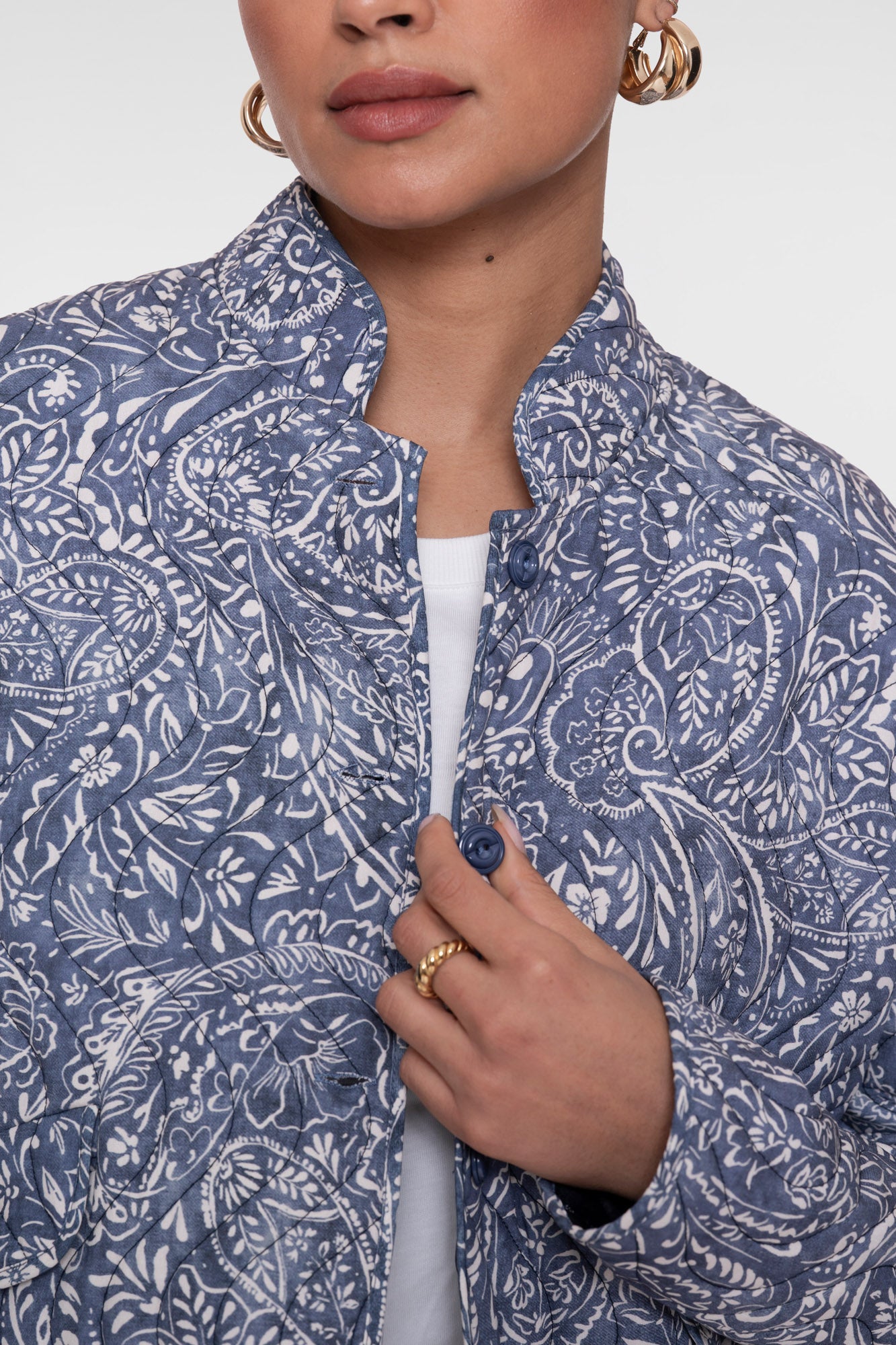 Geisha blauw gestept jasje met paisleyprint
