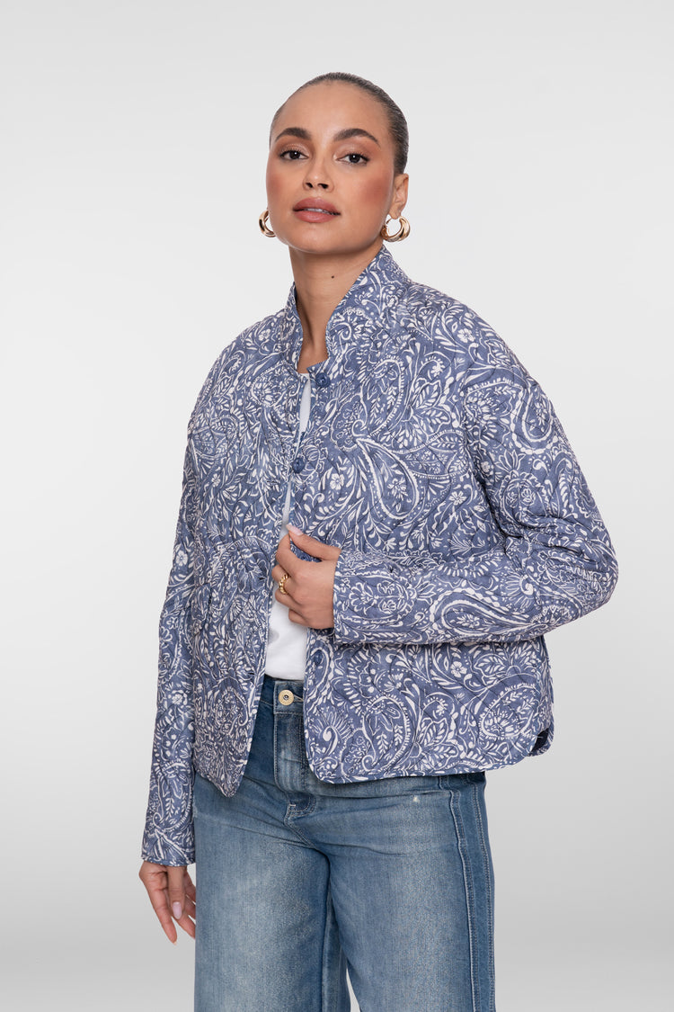 Geisha blauw gestept jasje met paisleyprint