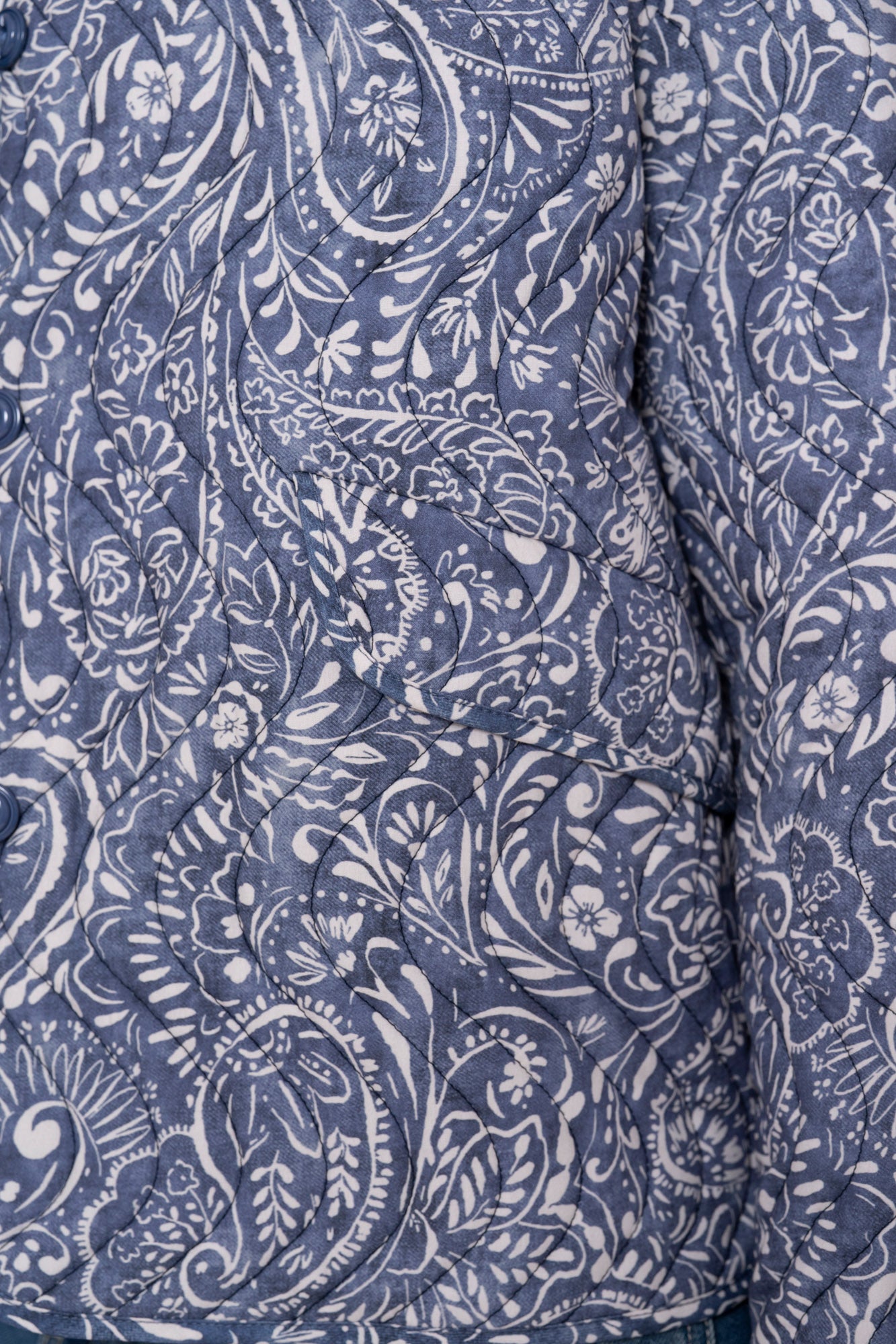 Geisha blauw gestept jasje met paisleyprint