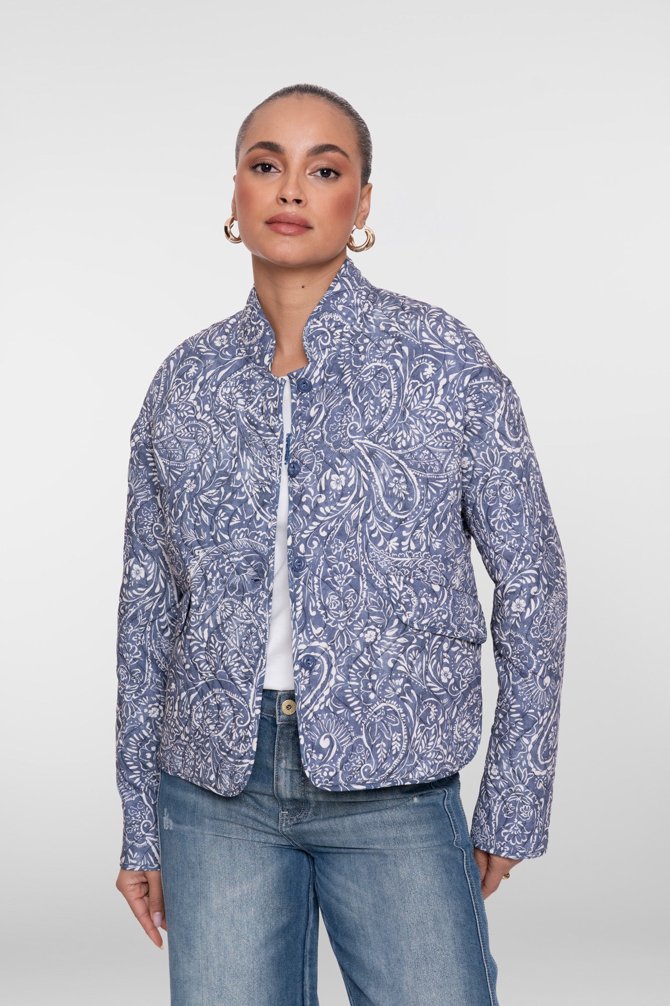 Geisha blauw gestept jasje met paisleyprint