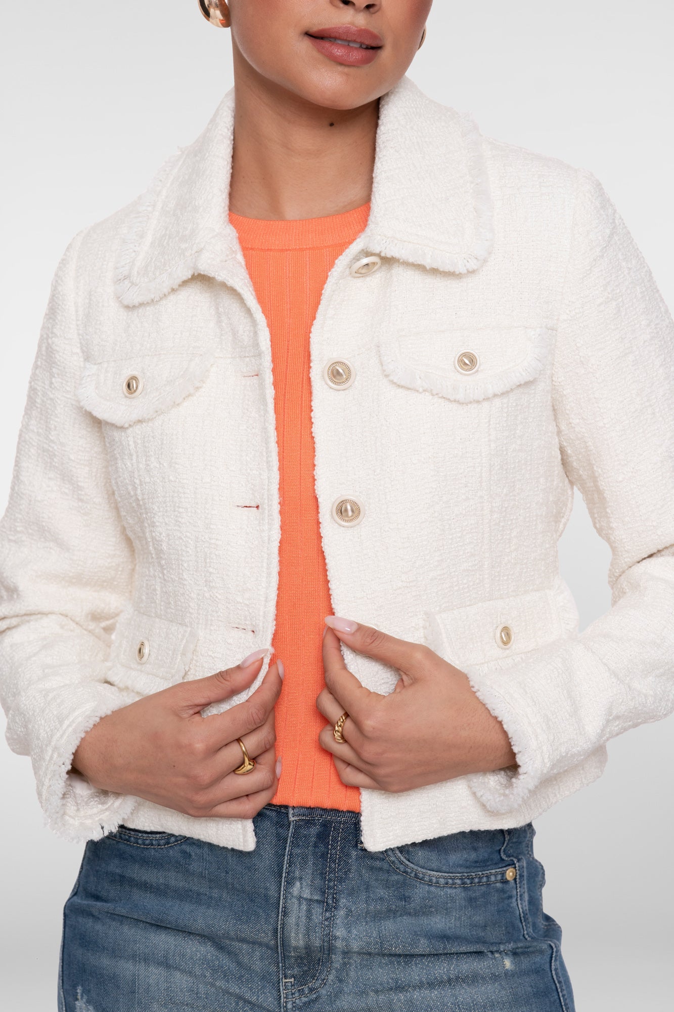 Geisha korte blazer met structuur en decoratieve knopen