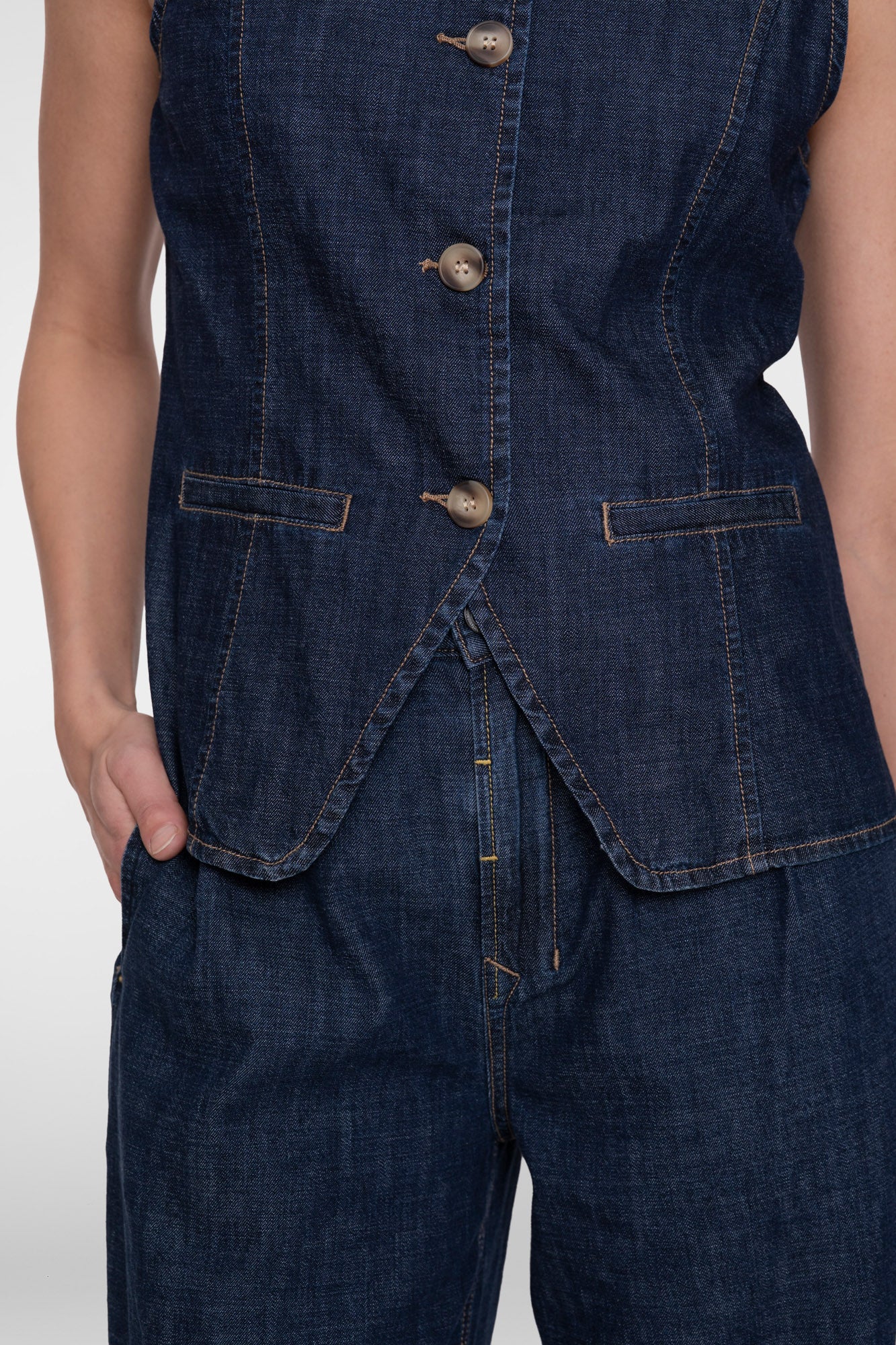 Geisha denim gilet met knopen