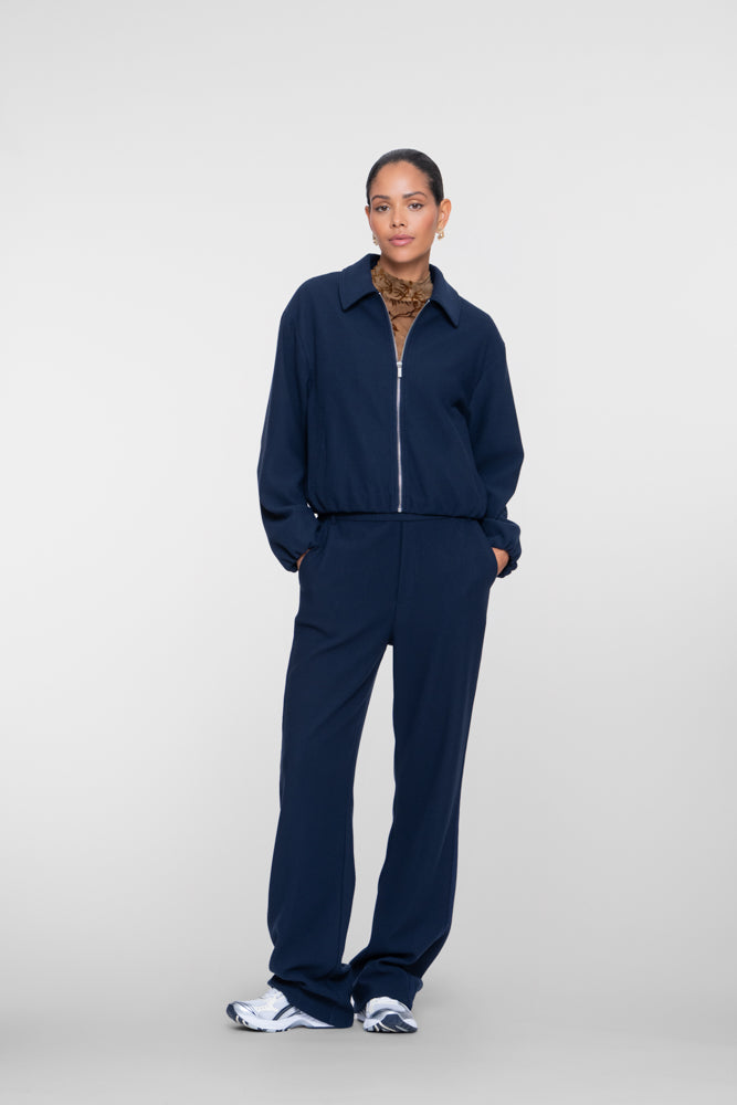 Geisha kort bomberjack met structuur en ritssluiting – Shop de look