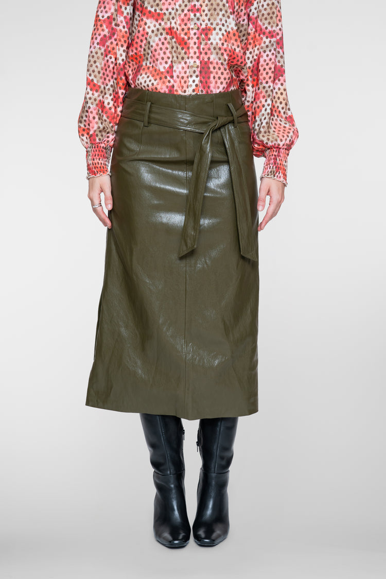 Geisha dames midirok in laklook met strikceintuur