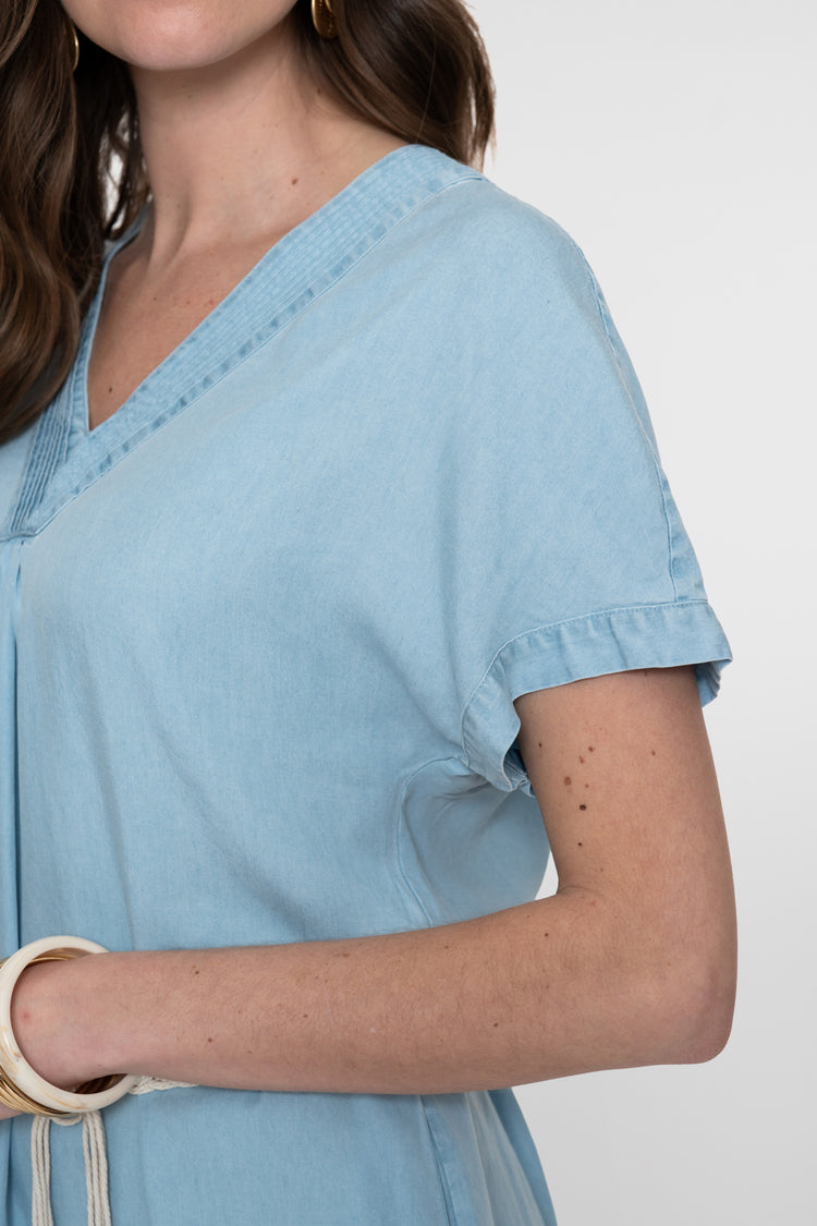 Geisha lyocell denim jurk met V-hals en strikceintuur