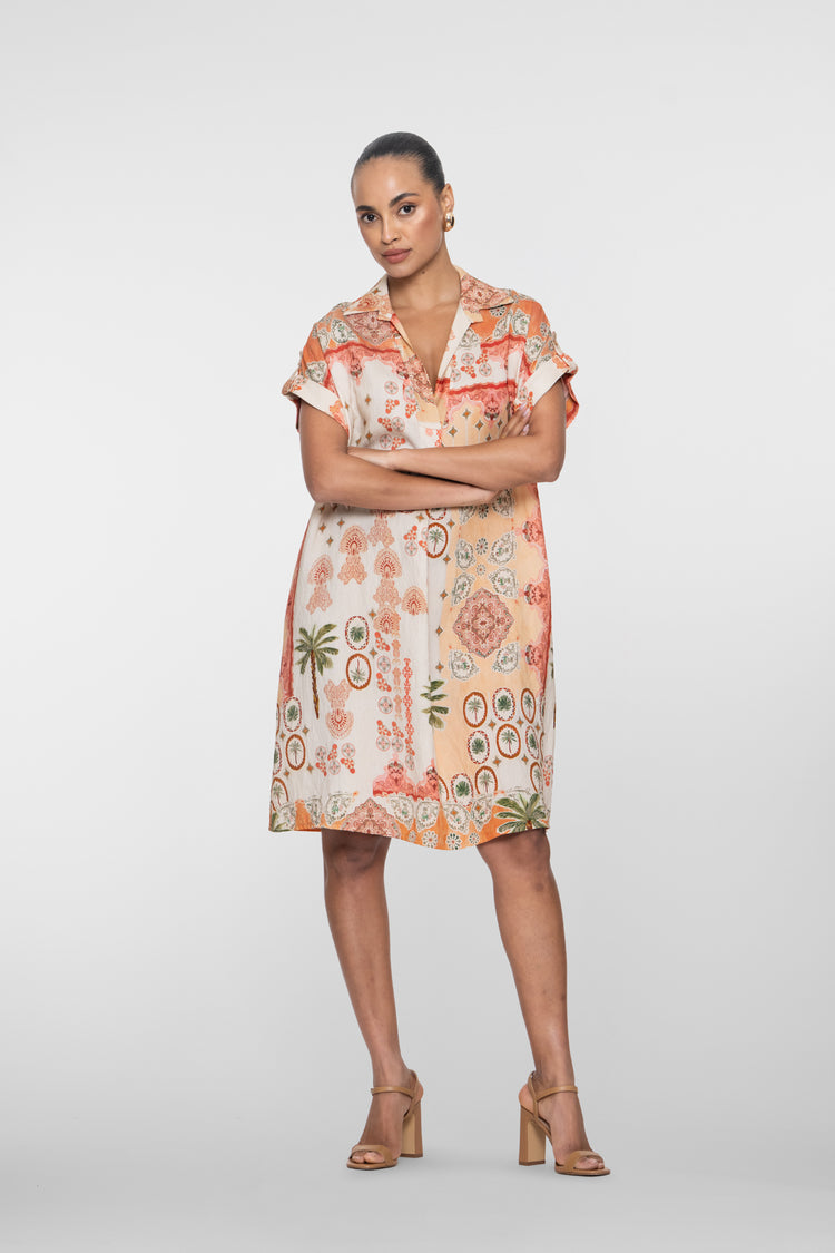 Geisha oranje shirtdress met mediterraanse print en zomerse uitstraling