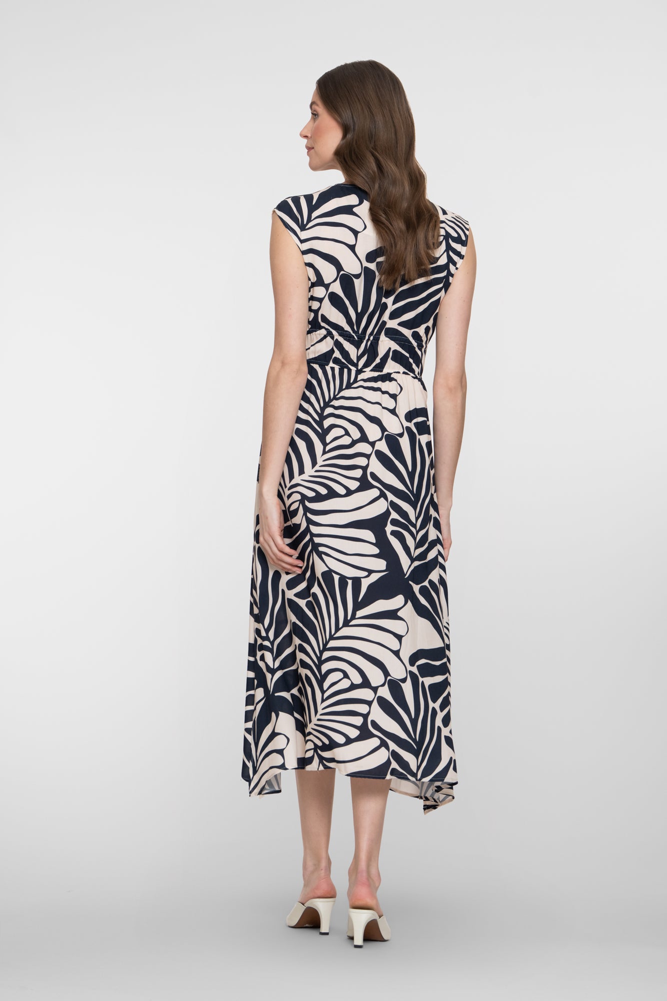 Geisha navy midi jurk met bladprint