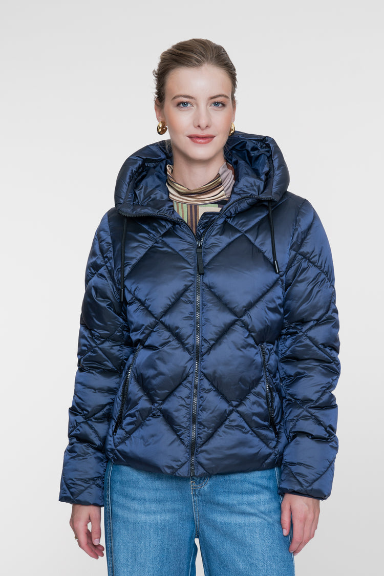 Geisha gewatteerde winterjas met capuchon en ruitstiksels