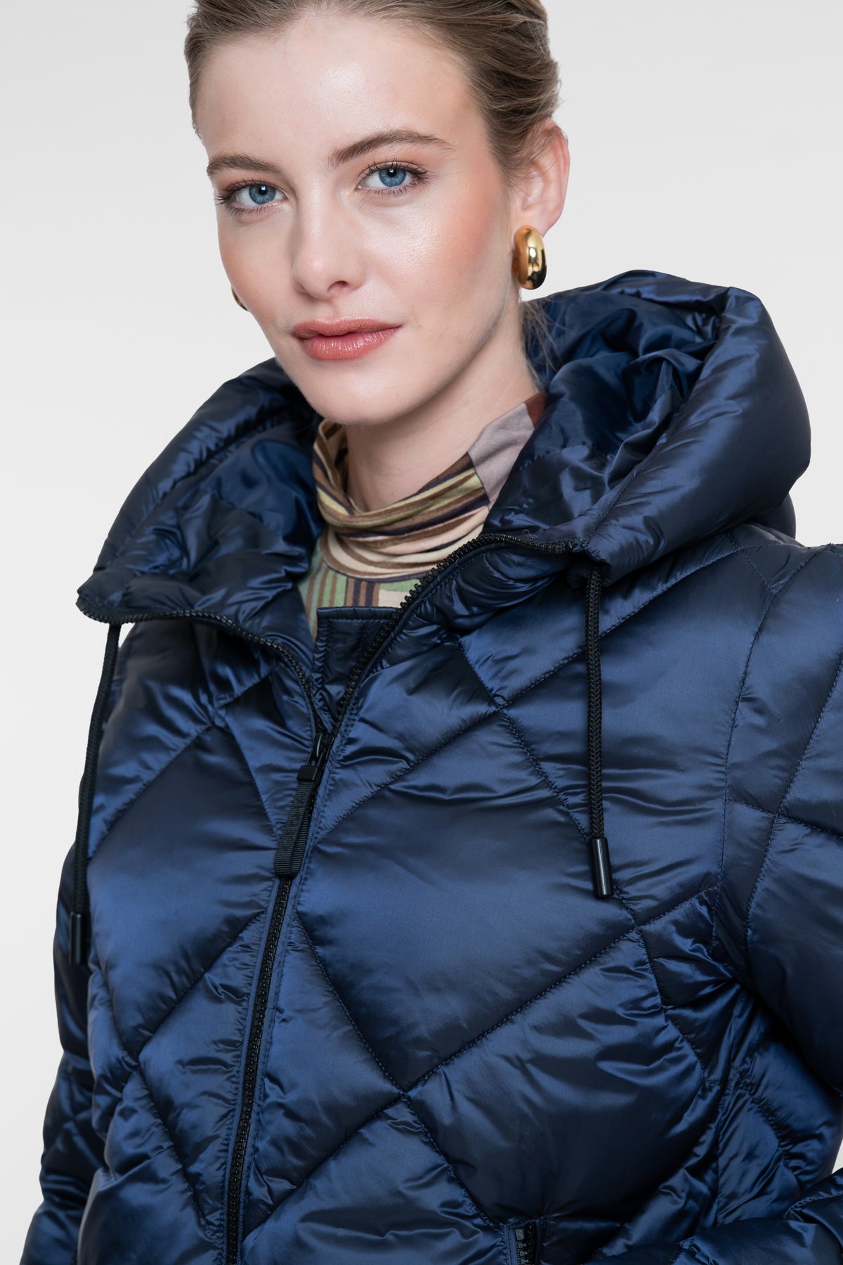 Geisha gewatteerde winterjas met capuchon en ruitstiksels