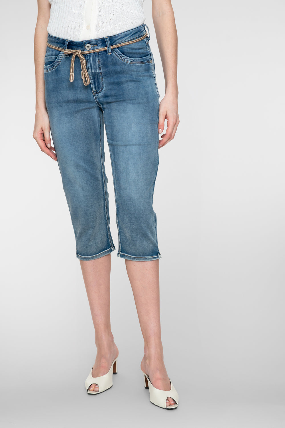 Geisha denim capri jeans mid blue denim